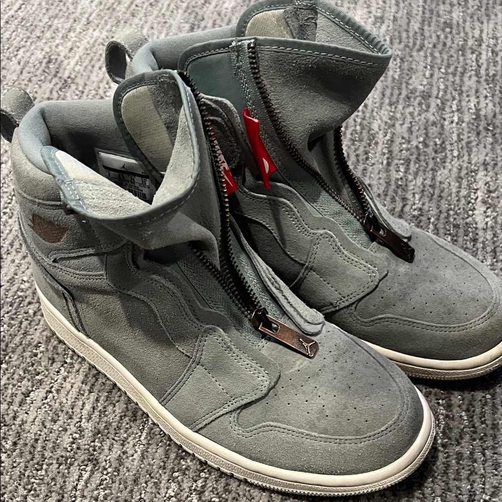Nike Air Jordan 1 Retro High Zip Sneakers